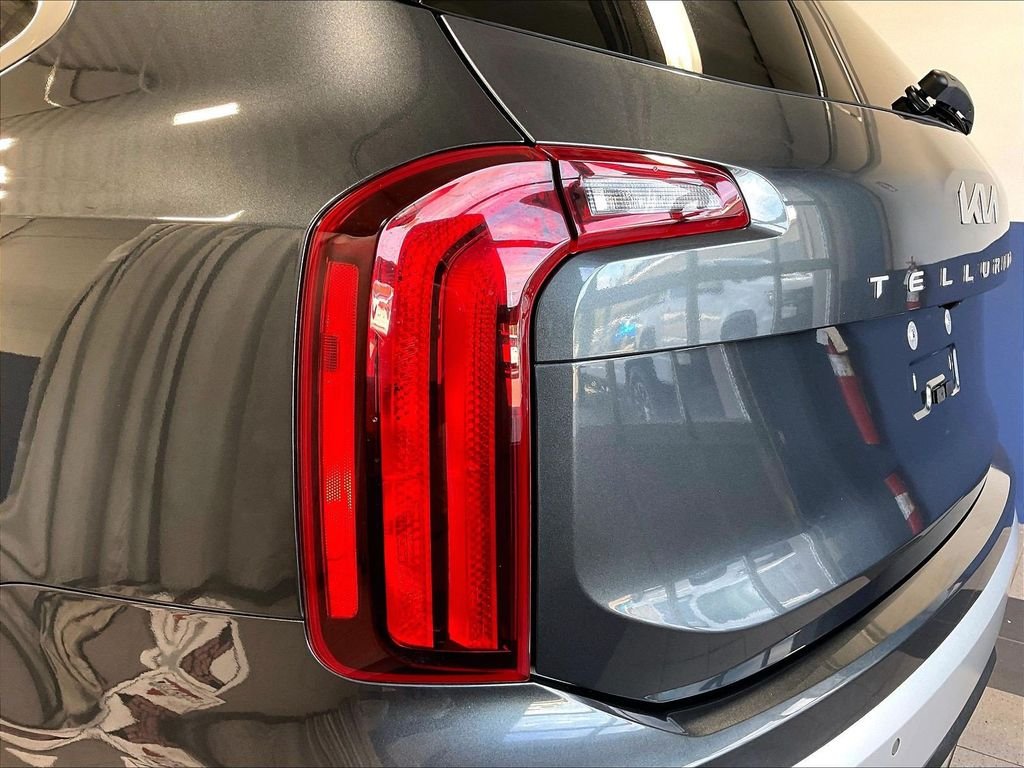 Used 2024 Gray Kia LX image 34