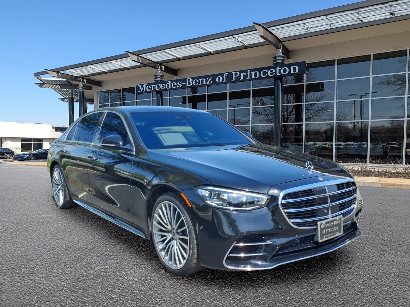 2023 Mercedes-Benz S-Class S 580 4MATIC's photo