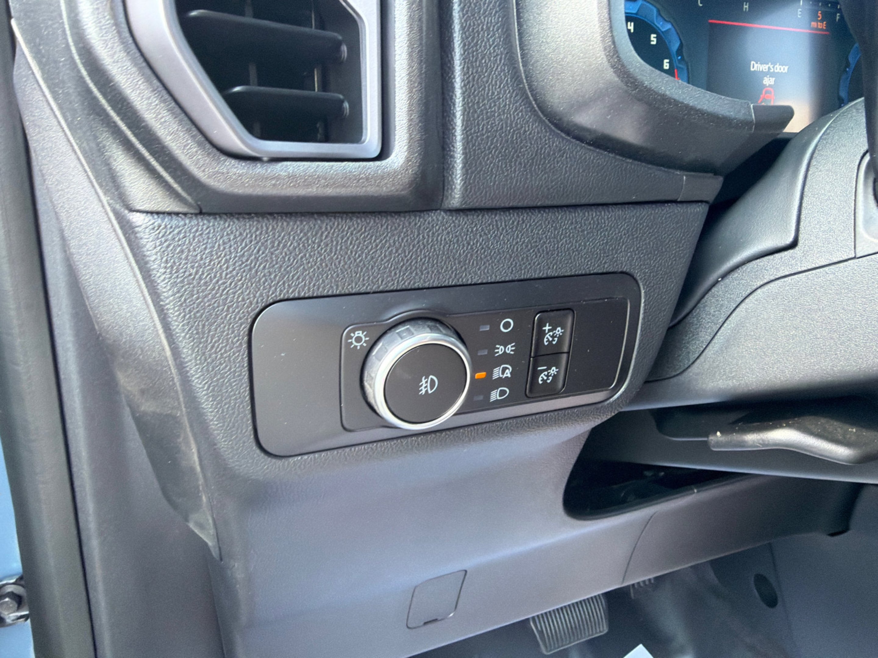 New 2026 Azure Gray Metallic Tri-Coat Ford Badlands® image 16