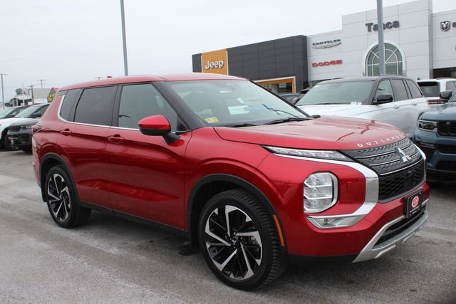 2024 Mitsubishi Outlander SE