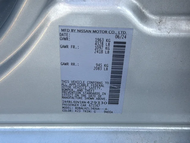 Used 2024 Silver Nissan 2.5 SV image 32