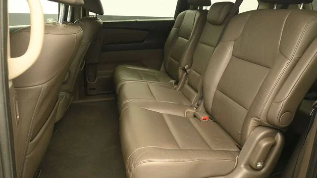 Used 2012 Polished Metal Metallic Honda EX-L image 10