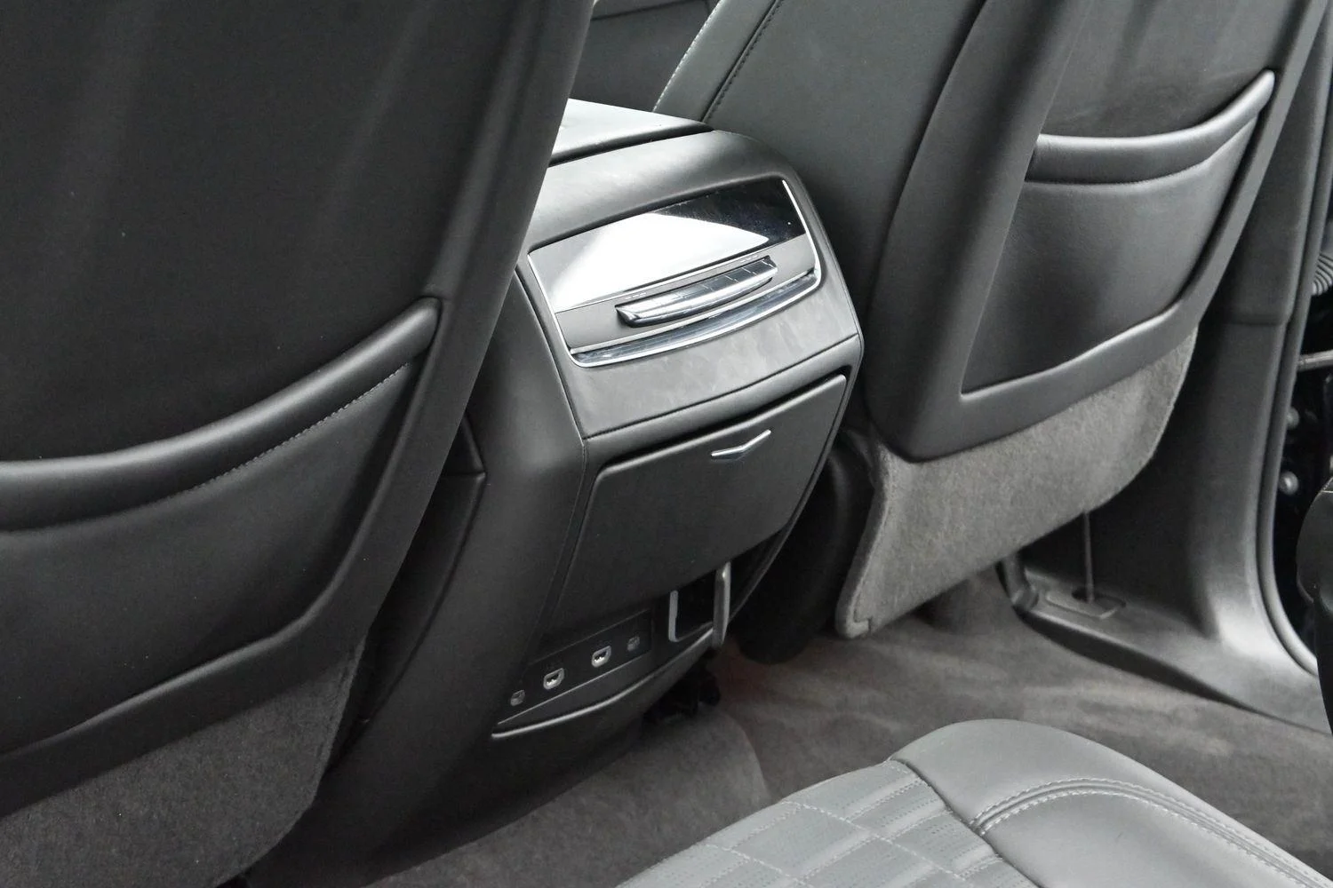 Used 2024 Galactic Gray Metallic Cadillac Premium Luxury Platinum image 34