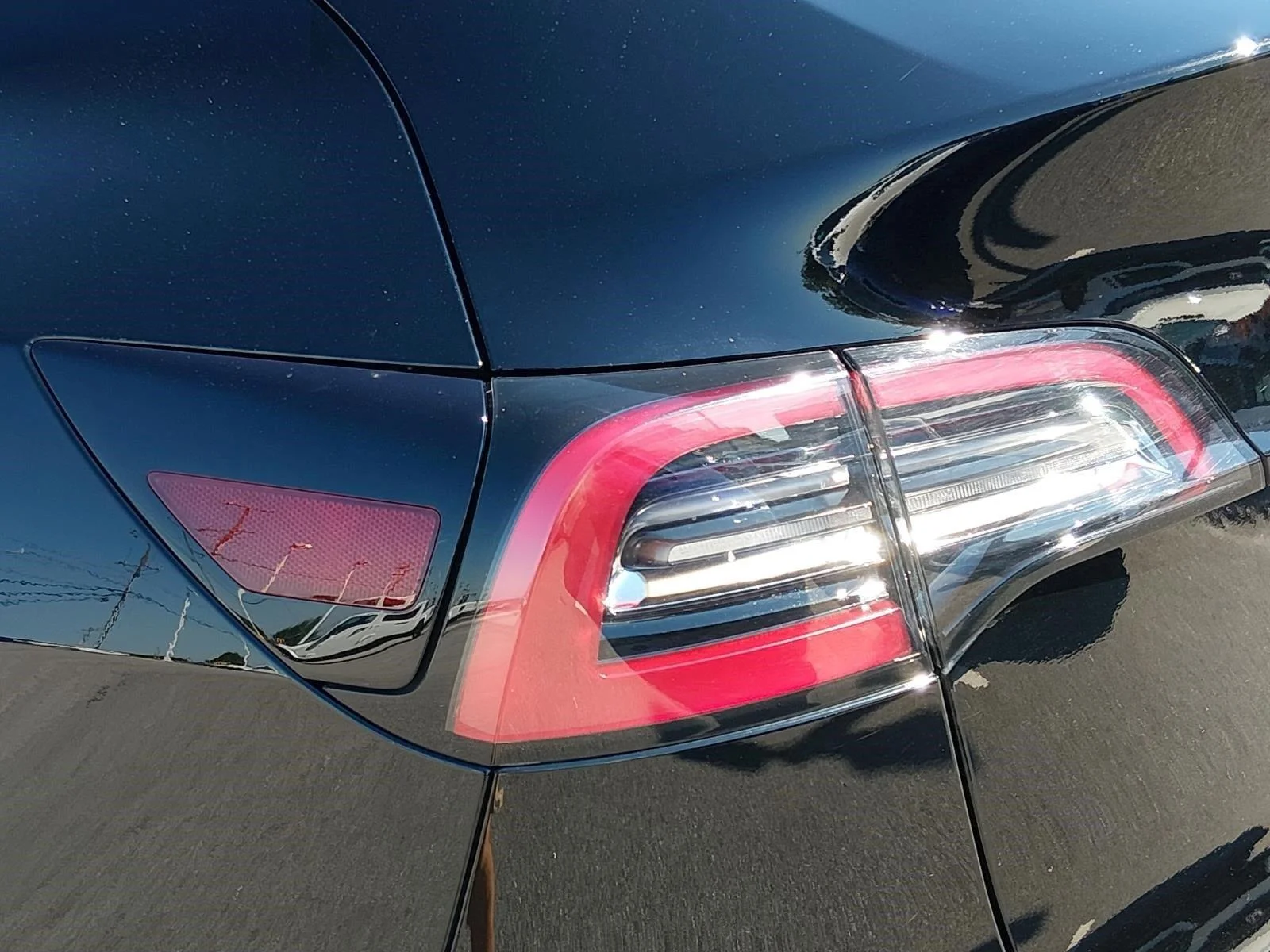 Used 2023  Tesla Long Range image 13