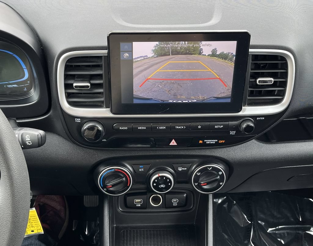 2023 Hyundai Venue SE - Photo 13