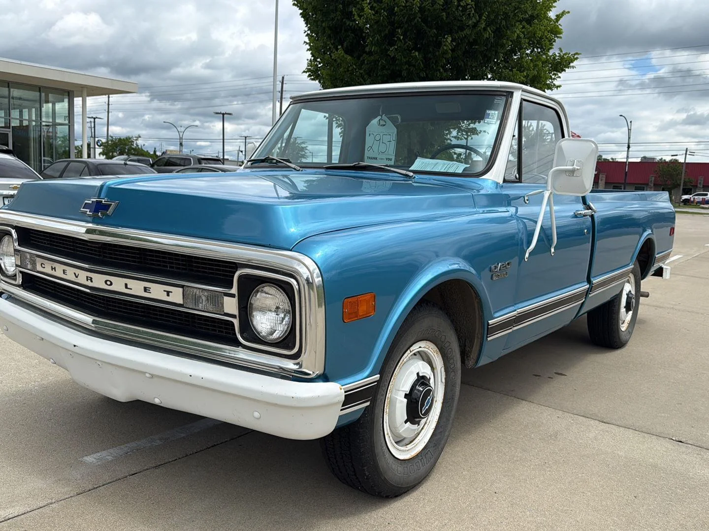 Used 1970 White Chevrolet  image 23