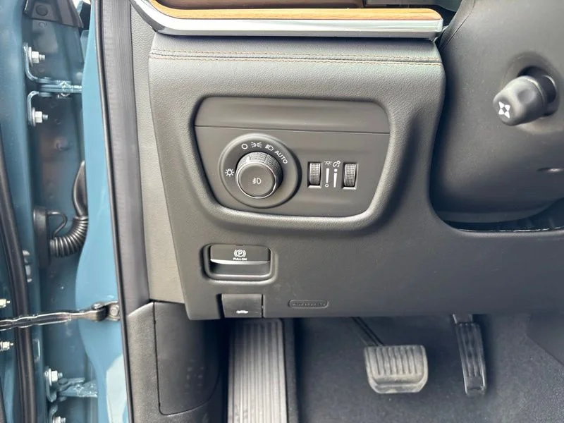 New 2026 Steel Blue Exterior Paint Jeep Summit image 30