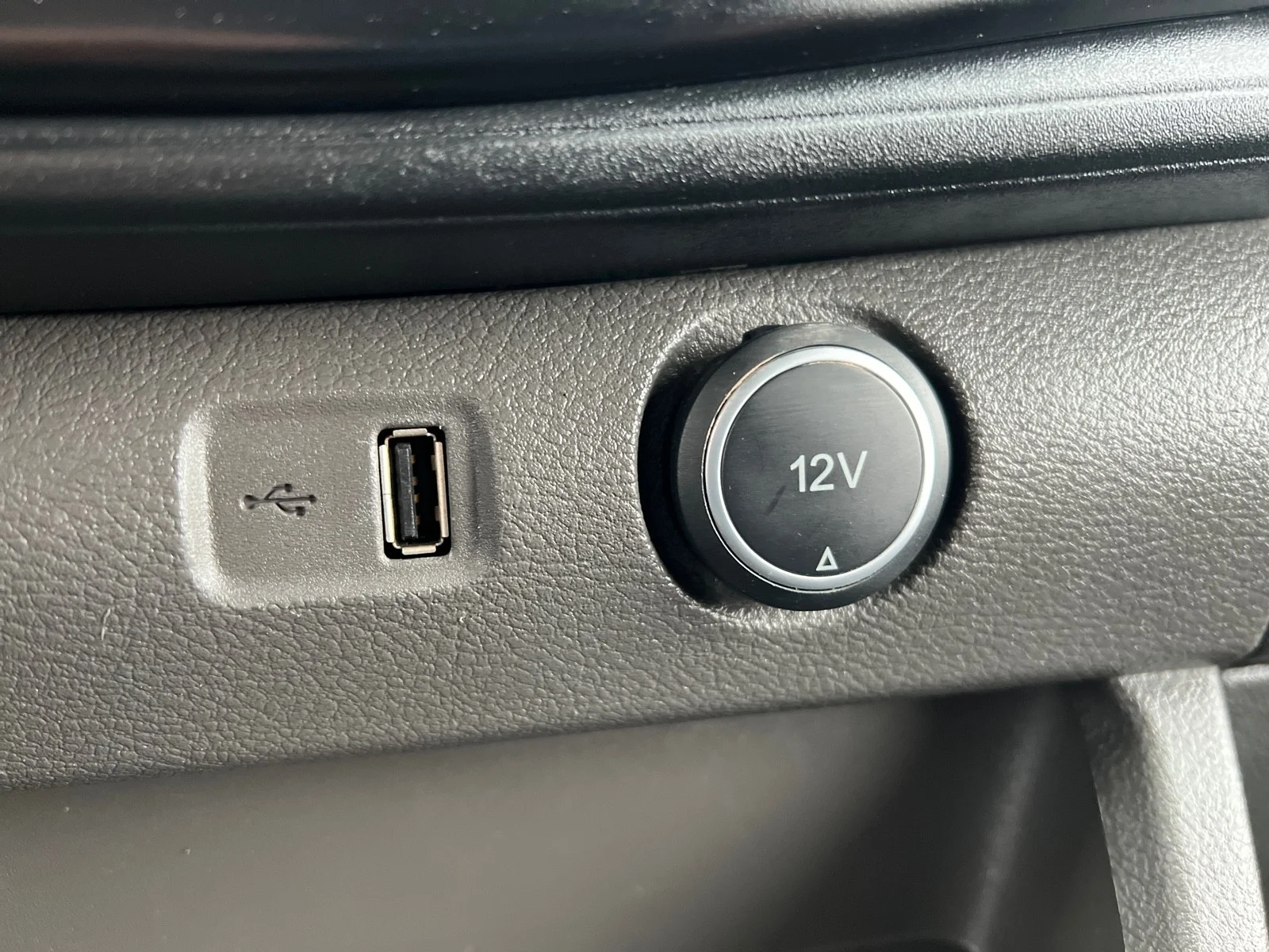 Used 2021 Oxford White Ford T-250 148