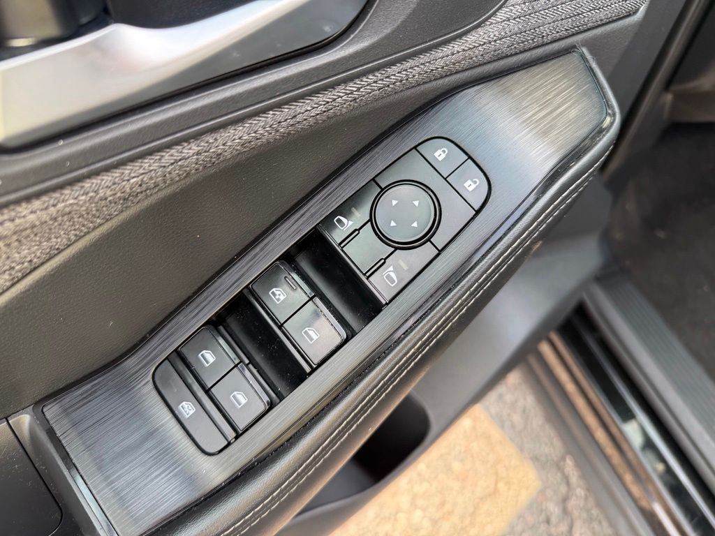 2021 Nissan Rogue SV - Photo 20