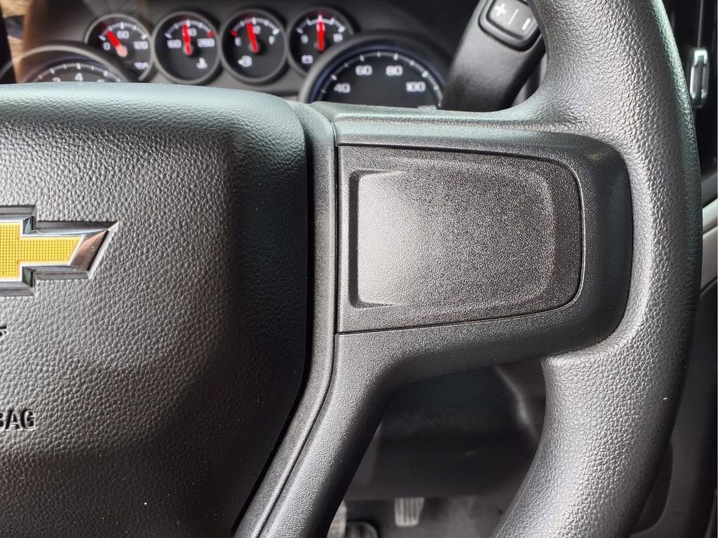 Used 2022 Dark Ash Metallic Chevrolet Custom image 18