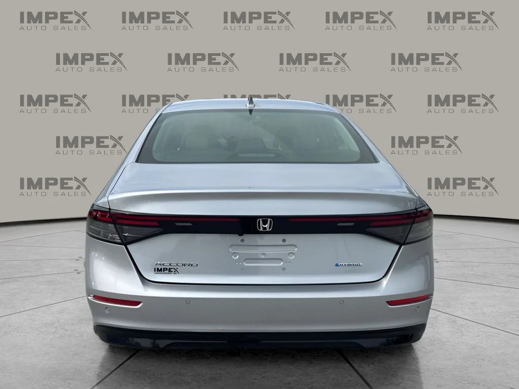 Used 2025 Gray Honda EX-L image 4