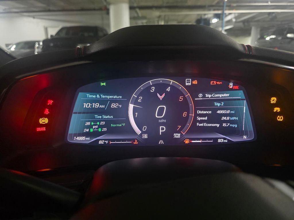 Used 2021 White Chevrolet Stingray image 4