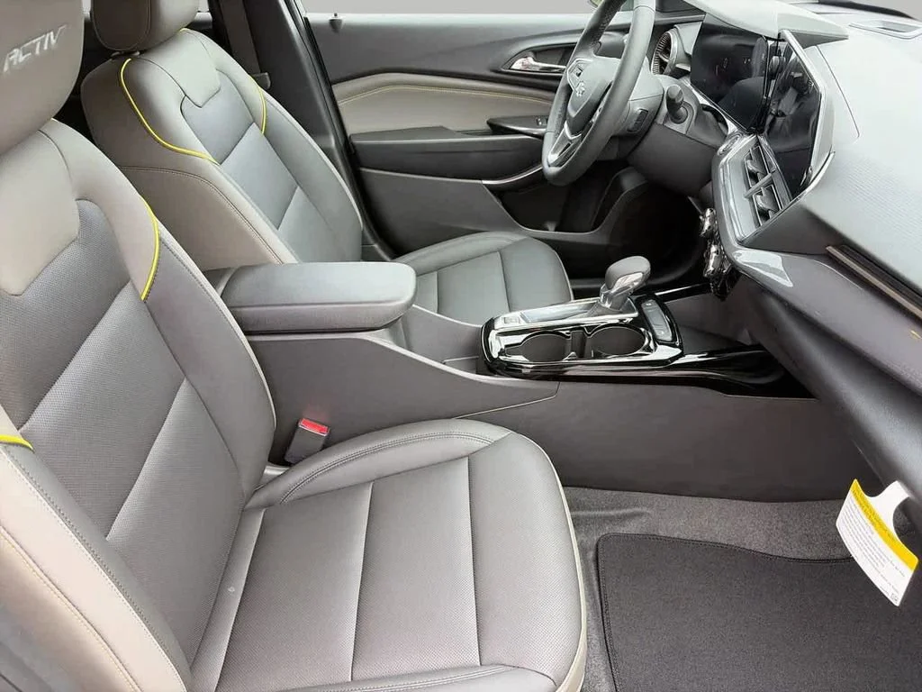 New 2026 Cacti Green Chevrolet ACTIV image 9