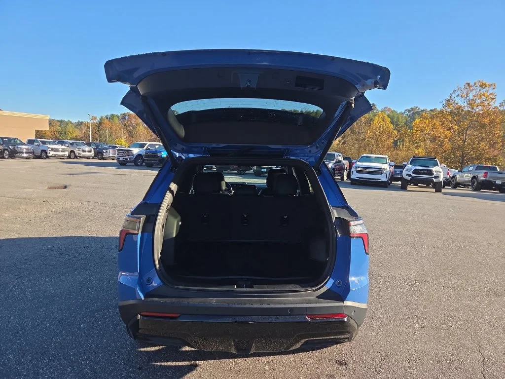 Used 2025 Blue Chevrolet RS image 26