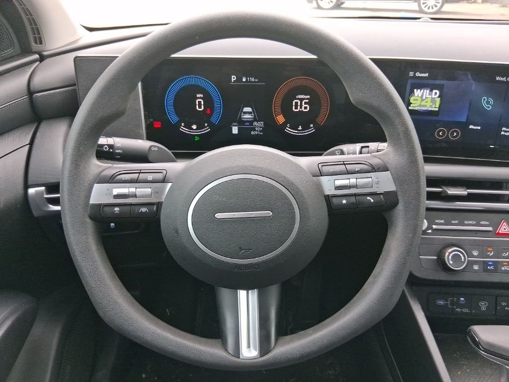 Used 2025 Red Hyundai SE image 22