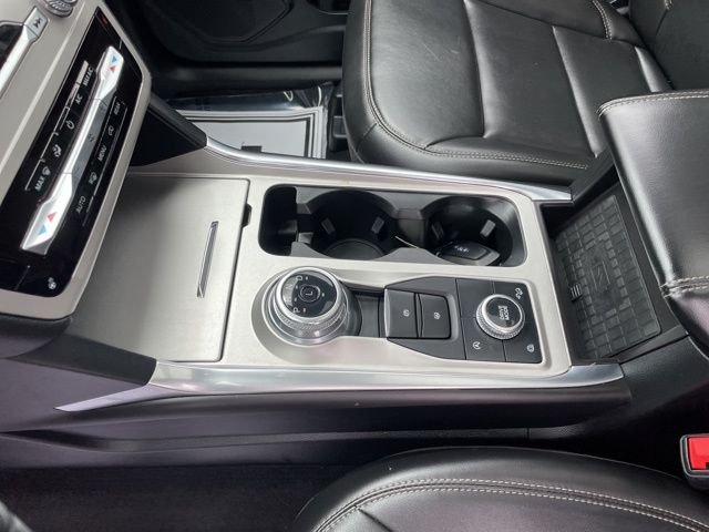 Used 2024 Gray Metallic Ford XLT image 29