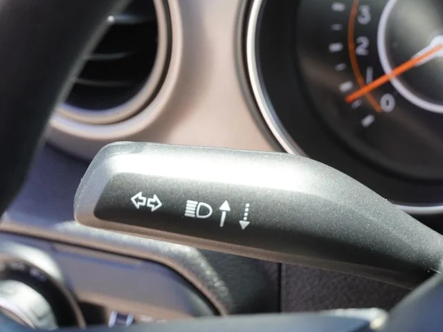 Used 2022 Green Jeep Unlimited Sport image 28