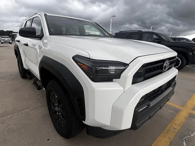 2026 Toyota 4Runner SR5 2WD's photo