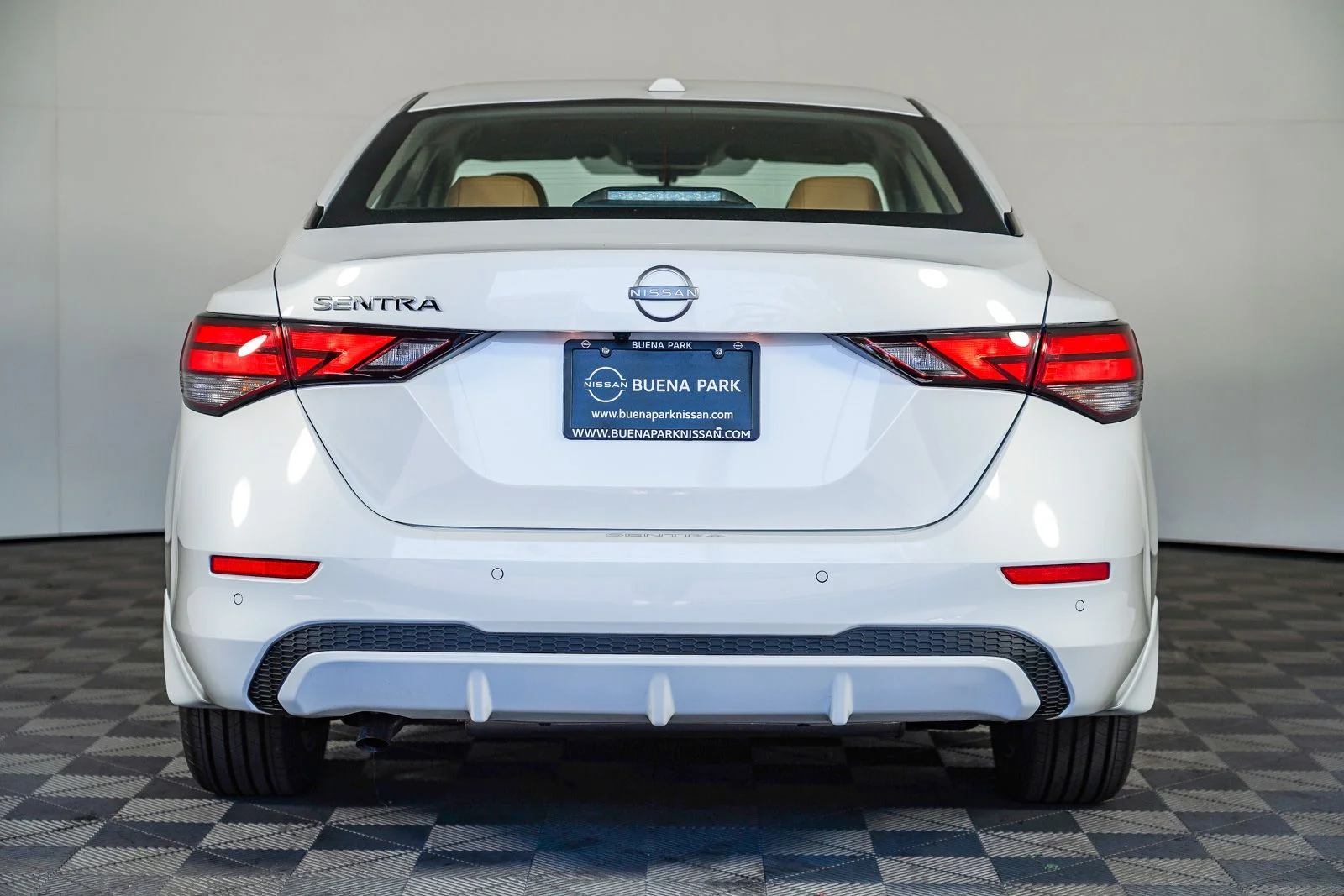 Used 2025 White Nissan SV w/ PREMIUM PKG image 5