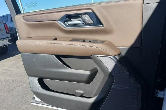 New 2026 Glacier White Tricoat GMC Denali Ultimate image 13