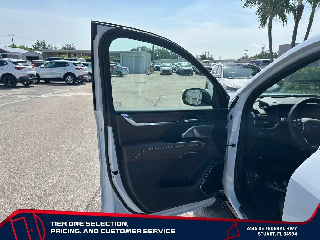 New 2026 Glacier White Tricoat GMC Denali Ultimate image 11