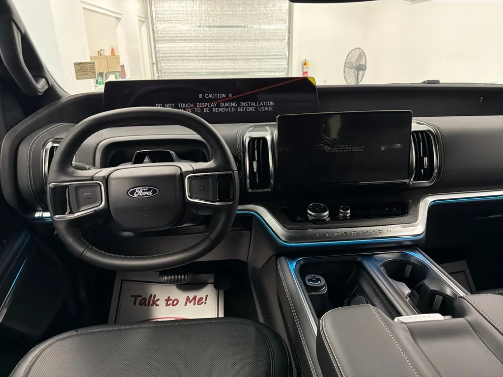 New 2027 Glacier Gray Metallic Tri-Coat Ford MAX Platinum image 15