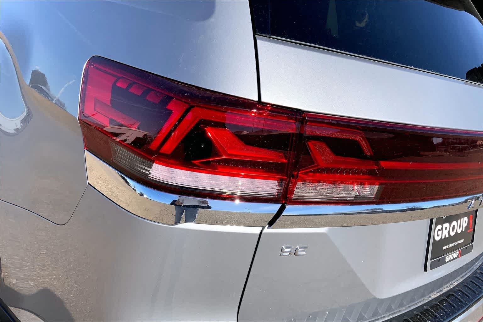New 2026 Silver Mist Metallic Volkswagen 2.0T SE w/Technology image 14