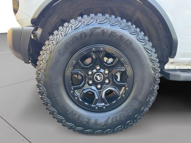 Used 2023 White Ford Wildtrak image 9