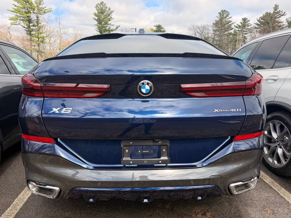 New 2027 Tanzanite Blue II Metallic BMW xDrive40i image 4