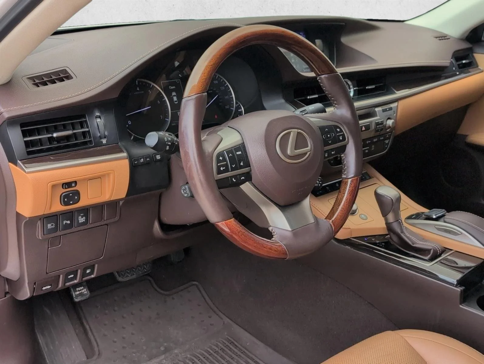 Used 2018 Eminent White Pearl Lexus ES 350 image 13