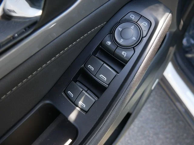2023 Chevrolet Traverse 3LT - Photo 22