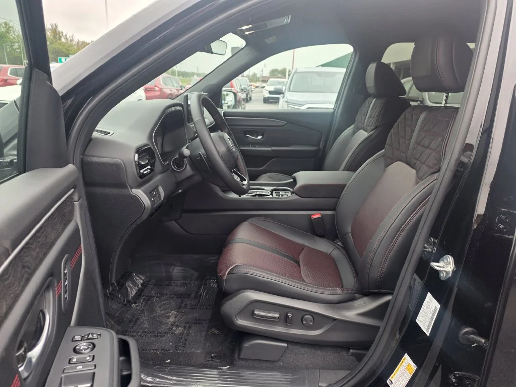2026 Honda Pilot Black Edition - Photo 9