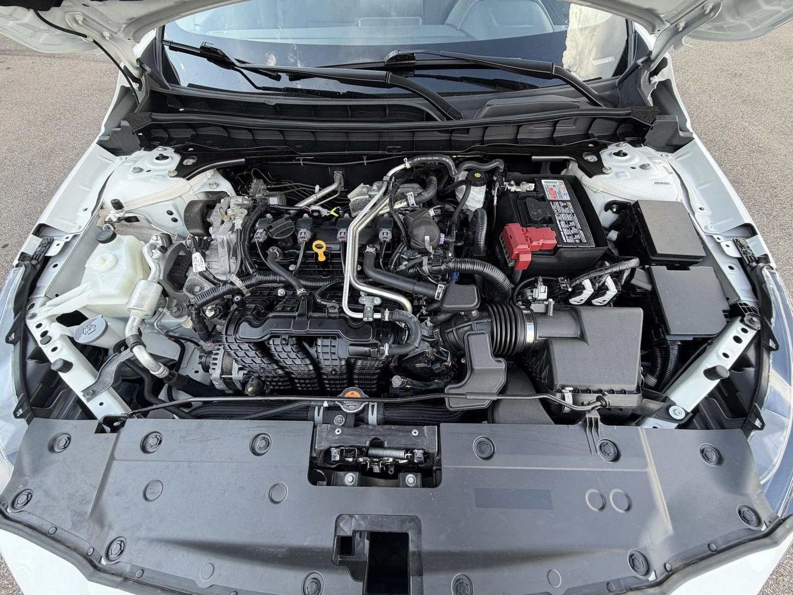Used 2025 Glacier White Nissan SV image 22