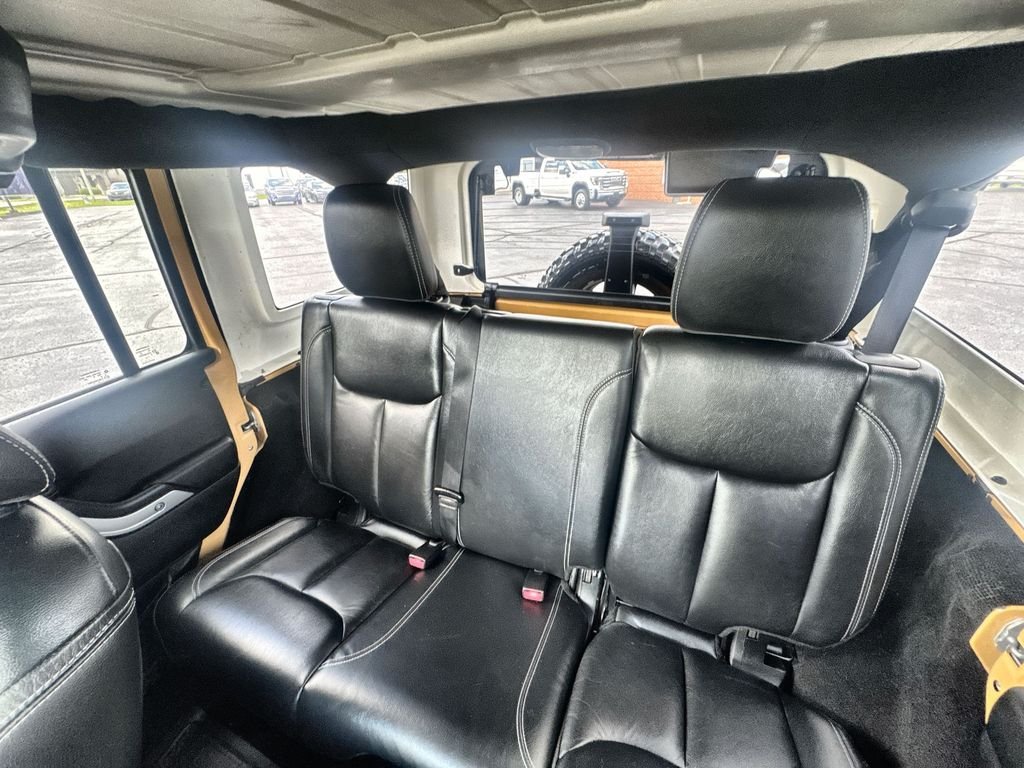 Used 2014 Beige Jeep Unlimited Rubicon image 18