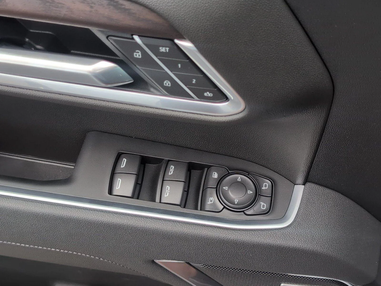 2026 GMC Sierra 1500 SLT - Photo 21
