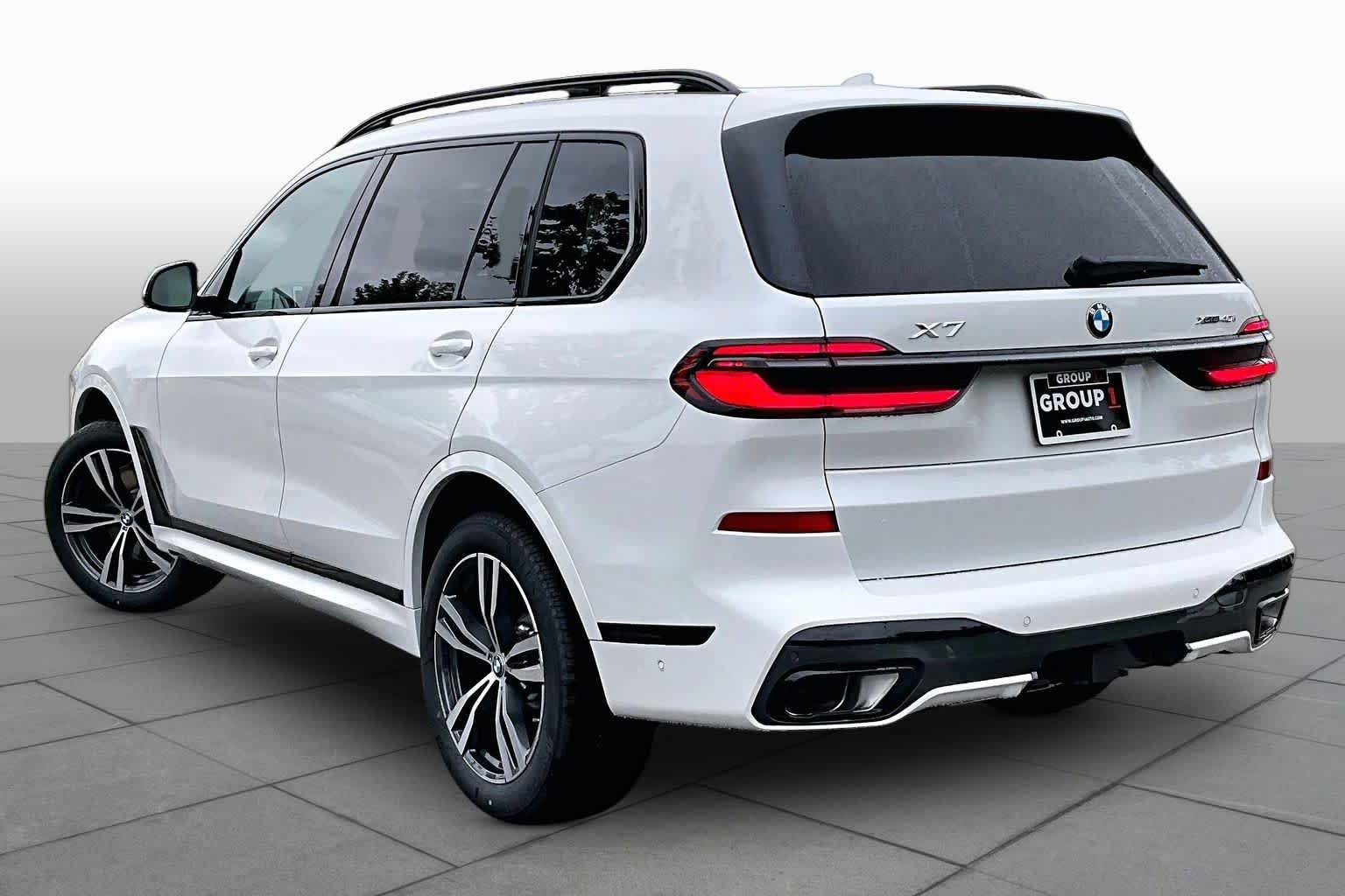 New 2027 Mineral White Metallic BMW xDrive40i image 12