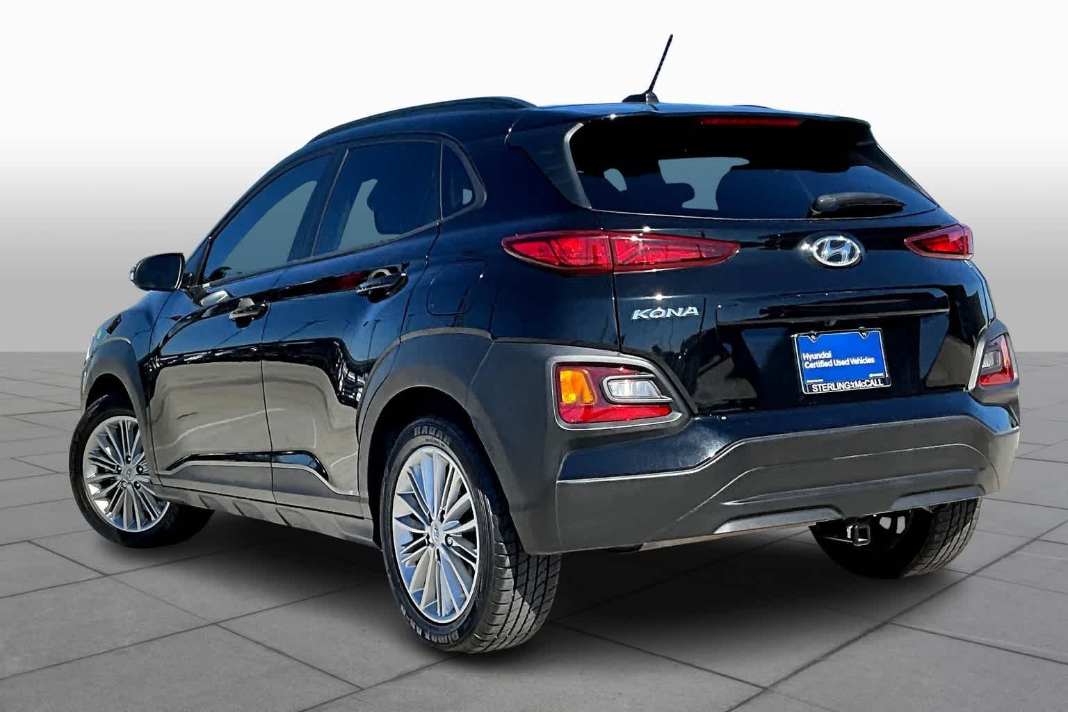 Used 2021 Ultra Black Hyundai SEL image 11
