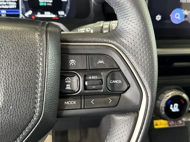 Used 2025 Pearl Toyota Limited image 24