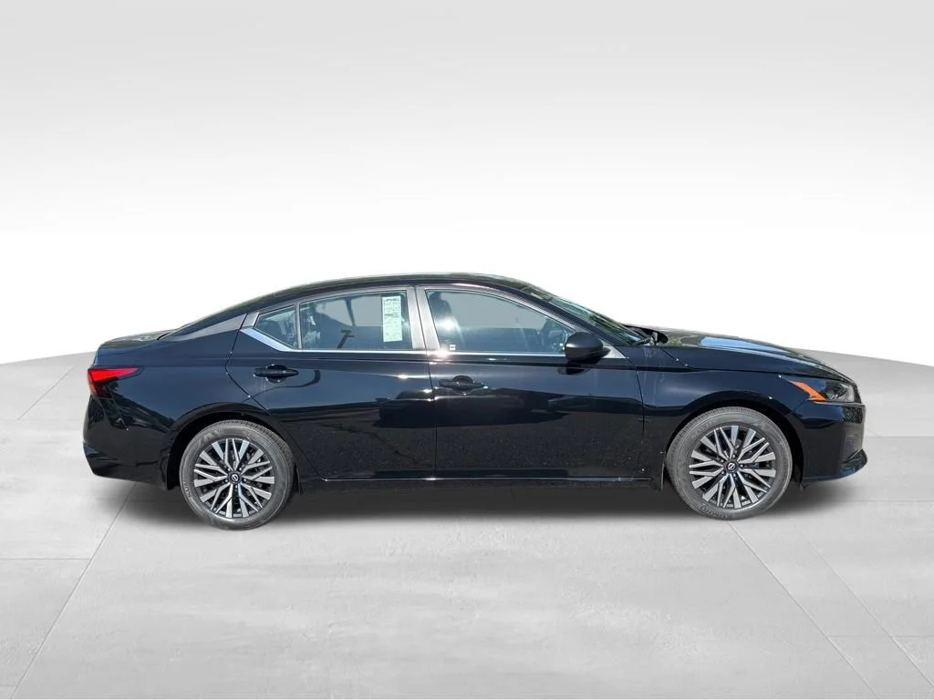 New 2026 Super Black Nissan SV image 5
