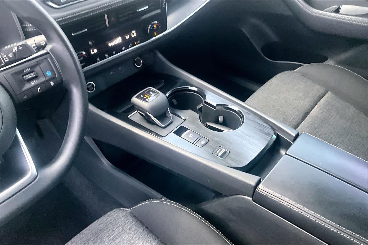 Used 2022 Gun Metallic Nissan SV image 15