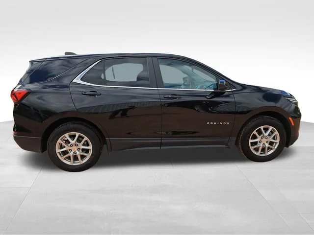 Used 2024 Mosaic Black Metallic Chevrolet LT image 8