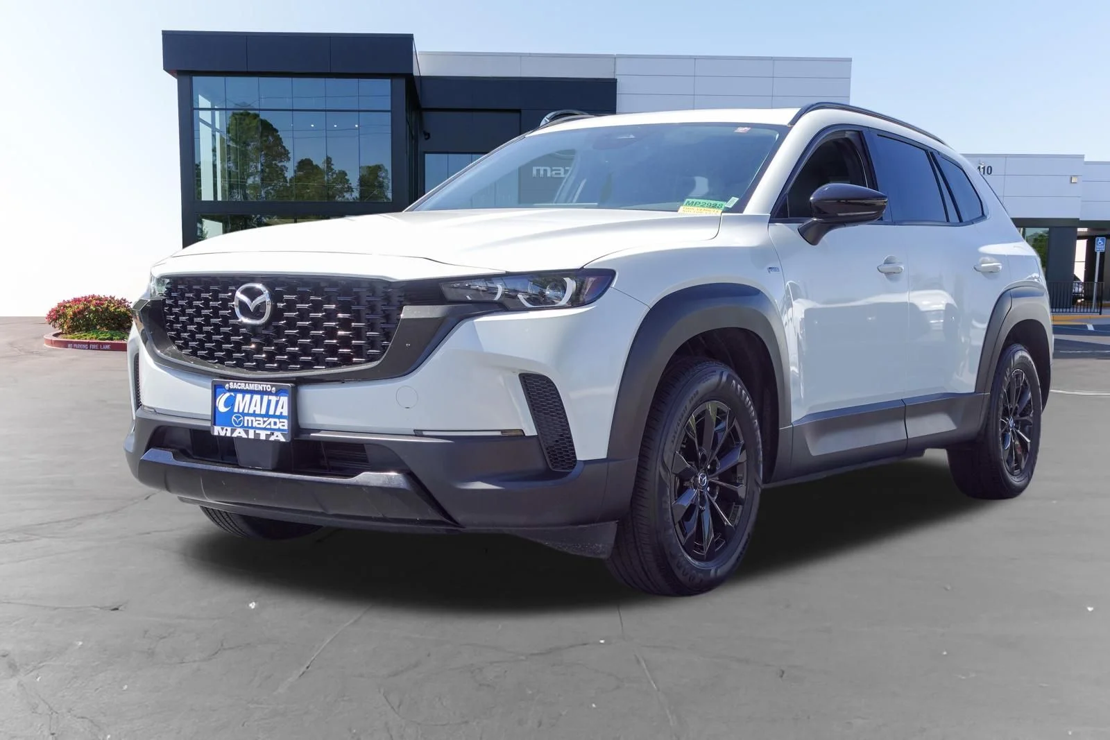 Certified Used 2025 Wind Chill Pearl Mazda Premium image 9