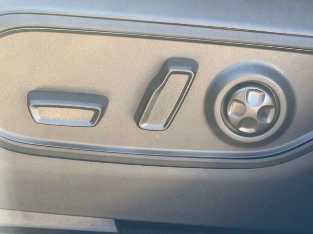 New 2026 Baltic Gray Metallic Clearcoat Jeep Limited image 10