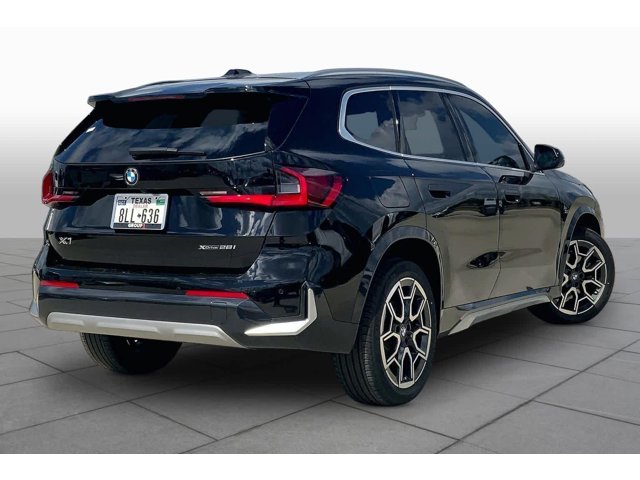 New 2026 Jet Black BMW xDrive28i image 12