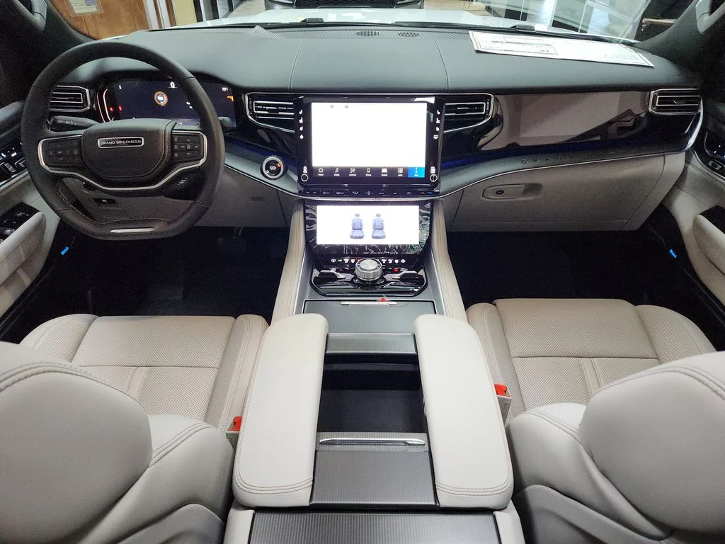 New 2026 Bright White Clearcoat Jeep Summit Obsidian image 12