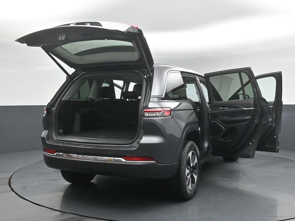 2022 JEEP GRAND CHEROKEE - Image 52