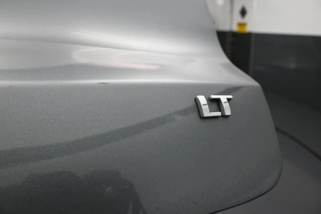 Used 2021 Satin Steel Metallic Chevrolet LT image 31