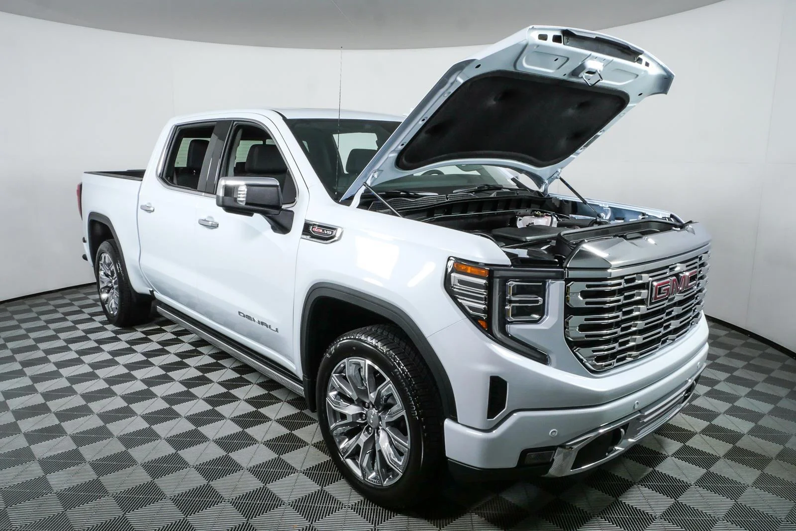 New 2026 Glacier White Tricoat GMC Denali image 34