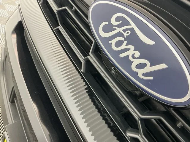 Used 2025 Black Metallic Ford Active image 10