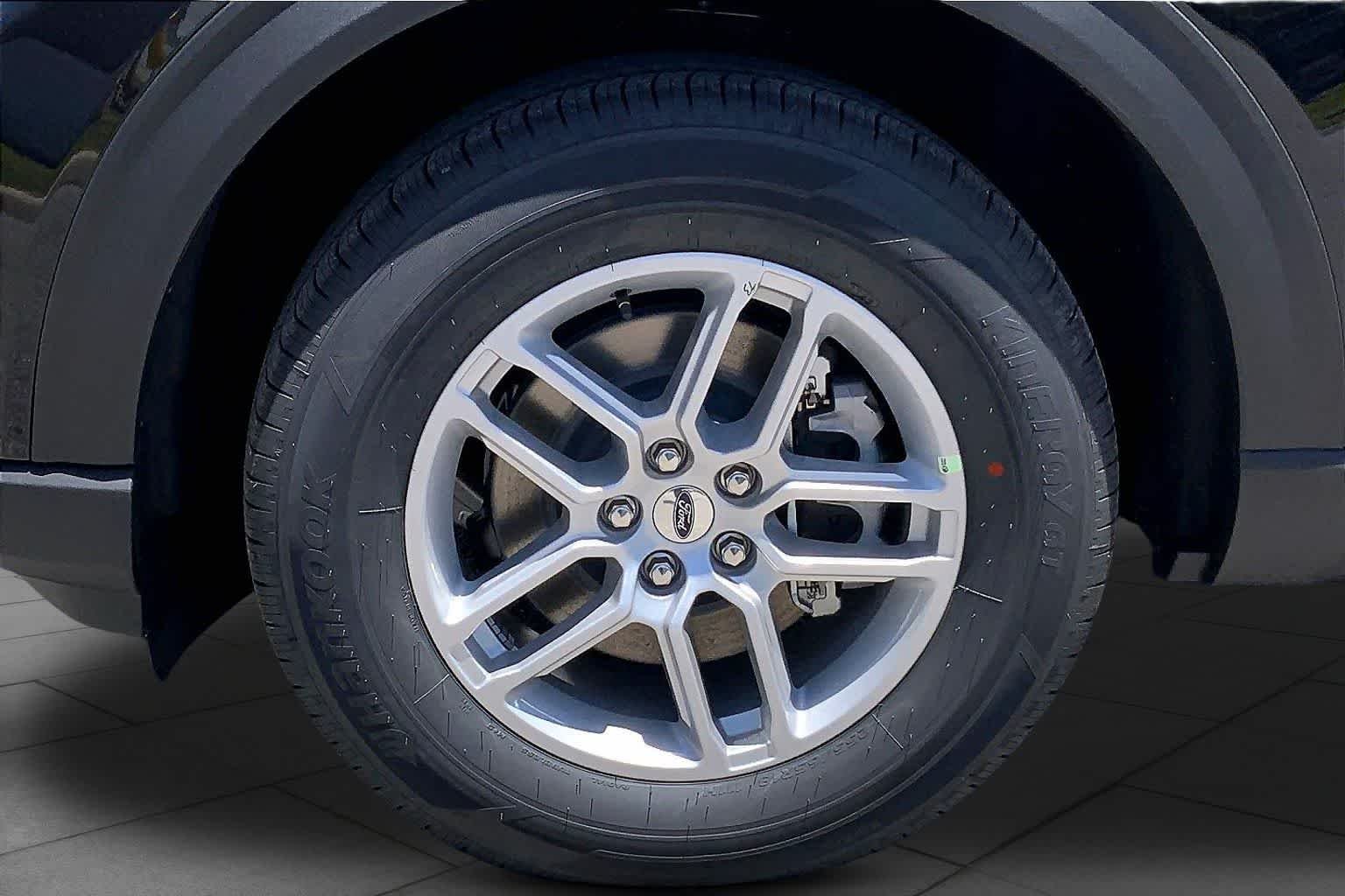 New 2026 Agate Black Metallic Ford Active image 12